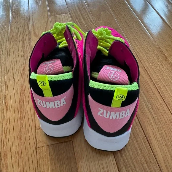 Zumba Fitness Hot Pink Air Funk Dance Sneakers - Size 6 - Picture 5 of 7